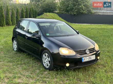 Фольксваген Гольф 2006 в Надворной на Automoto.ua Черный Фольксваген Гольф, объемом двигателя 1.6 л и пробегом 247 тыс. км за 6250 $, фото 1 на Automoto.ua