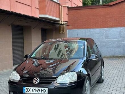 Черный Фольксваген Гольф, объемом двигателя 1.39 л и пробегом 264 тыс. км за 5200 $, фото 1 на Automoto.ua