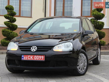 Черный Фольксваген Гольф, объемом двигателя 1.6 л и пробегом 203 тыс. км за 5890 $, фото 1 на Automoto.ua
