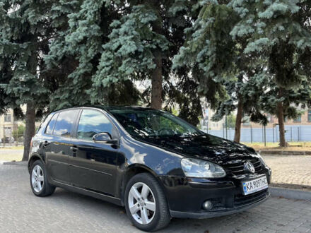 Фольксваген Гольф 2006 у Кропивницькому (Кіровограді) на Automoto.ua Чорний Фольксваген Гольф, об'ємом двигуна 1.97 л та пробігом 401 тис. км за 5799 $, фото 1 на Automoto.ua