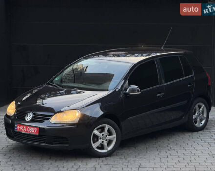Черный Фольксваген Гольф, объемом двигателя 1.6 л и пробегом 190 тыс. км за 5350 $, фото 1 на Automoto.ua