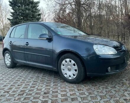 Черный Фольксваген Гольф, объемом двигателя 1.6 л и пробегом 199 тыс. км за 1163 $, фото 1 на Automoto.ua