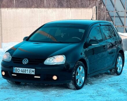 Черный Фольксваген Гольф, объемом двигателя 1.6 л и пробегом 350 тыс. км за 4850 $, фото 1 на Automoto.ua
