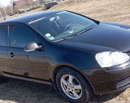 Черный Фольксваген Гольф, объемом двигателя 1.6 л и пробегом 270 тыс. км за 6350 $, фото 1 на Automoto.ua