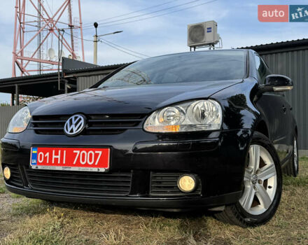 Черный Фольксваген Гольф, объемом двигателя 1.6 л и пробегом 194 тыс. км за 6350 $, фото 1 на Automoto.ua