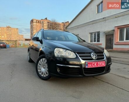 Черный Фольксваген Гольф, объемом двигателя 1.6 л и пробегом 225 тыс. км за 6300 $, фото 1 на Automoto.ua
