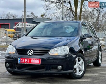 Черный Фольксваген Гольф, объемом двигателя 1.6 л и пробегом 250 тыс. км за 5799 $, фото 1 на Automoto.ua