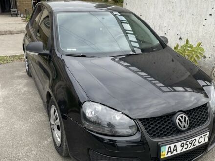 Черный Фольксваген Гольф, объемом двигателя 1.6 л и пробегом 230 тыс. км за 5200 $, фото 1 на Automoto.ua