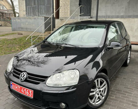 Черный Фольксваген Гольф, объемом двигателя 1.4 л и пробегом 263 тыс. км за 5600 $, фото 1 на Automoto.ua