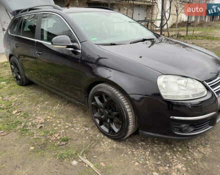 Чорний Фольксваген Гольф, об'ємом двигуна 1.39 л та пробігом 191 тис. км за 5999 $, фото 1 на Automoto.ua