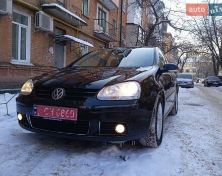 Черный Фольксваген Гольф, объемом двигателя 1.4 л и пробегом 193 тыс. км за 5600 $, фото 1 на Automoto.ua