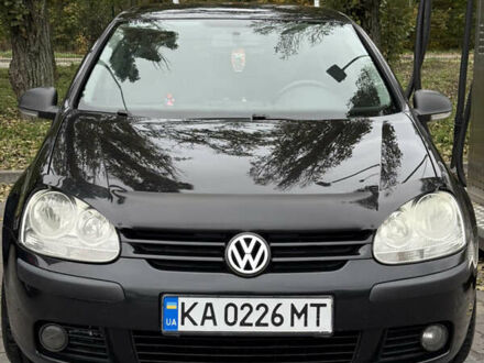 Черный Фольксваген Гольф, объемом двигателя 1.6 л и пробегом 243 тыс. км за 6300 $, фото 1 на Automoto.ua