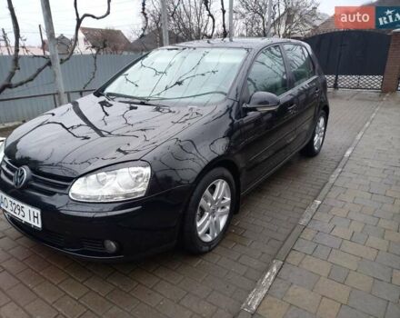 Черный Фольксваген Гольф, объемом двигателя 1.6 л и пробегом 200 тыс. км за 6350 $, фото 1 на Automoto.ua