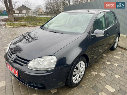 Черный Фольксваген Гольф, объемом двигателя 1.6 л и пробегом 197 тыс. км за 5850 $, фото 1 на Automoto.ua