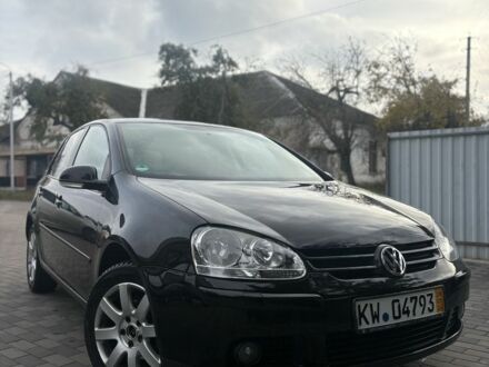 Черный Фольксваген Гольф, объемом двигателя 1.6 л и пробегом 215 тыс. км за 6500 $, фото 1 на Automoto.ua