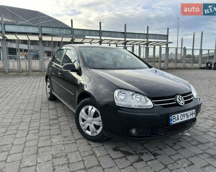 Чорний Фольксваген Гольф, об'ємом двигуна 1.6 л та пробігом 329 тис. км за 4350 $, фото 1 на Automoto.ua