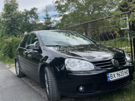 Черный Фольксваген Гольф, объемом двигателя 1.6 л и пробегом 178 тыс. км за 5400 $, фото 1 на Automoto.ua