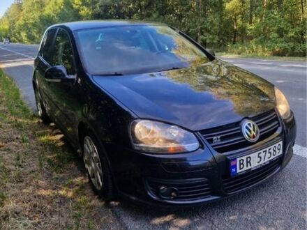 Черный Фольксваген Гольф, объемом двигателя 1.9 л и пробегом 250 тыс. км за 3200 $, фото 1 на Automoto.ua