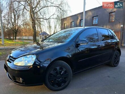 Черный Фольксваген Гольф, объемом двигателя 1.39 л и пробегом 220 тыс. км за 6400 $, фото 1 на Automoto.ua