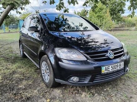 Черный Фольксваген Гольф, объемом двигателя 1.6 л и пробегом 197 тыс. км за 6700 $, фото 1 на Automoto.ua