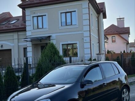 Фольксваген Гольф 2008 в Червонограде на Automoto.ua Черный Фольксваген Гольф, объемом двигателя 1.6 л и пробегом 203 тыс. км за 7199 $, фото 1 на Automoto.ua