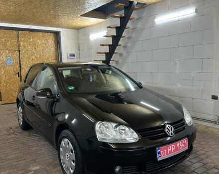 Черный Фольксваген Гольф, объемом двигателя 1.6 л и пробегом 186 тыс. км за 6499 $, фото 1 на Automoto.ua