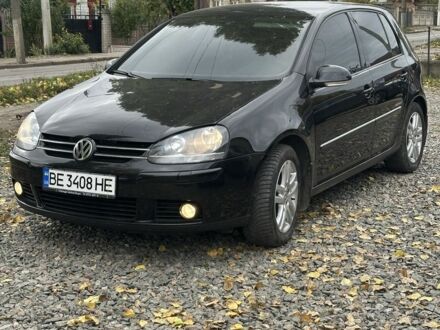 Черный Фольксваген Гольф, объемом двигателя 1.6 л и пробегом 210 тыс. км за 6500 $, фото 1 на Automoto.ua