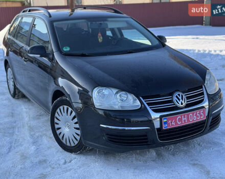 Черный Фольксваген Гольф, объемом двигателя 1.6 л и пробегом 216 тыс. км за 6890 $, фото 1 на Automoto.ua