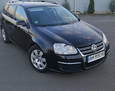 Черный Фольксваген Гольф, объемом двигателя 1.39 л и пробегом 201 тыс. км за 4700 $, фото 1 на Automoto.ua