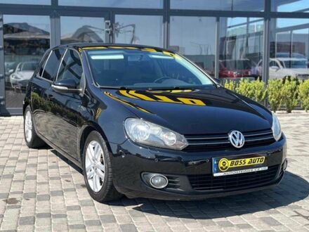 Черный Фольксваген Гольф, объемом двигателя 2 л и пробегом 131 тыс. км за 7700 $, фото 1 на Automoto.ua
