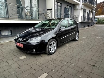 Черный Фольксваген Гольф, объемом двигателя 1 л и пробегом 230 тыс. км за 5850 $, фото 1 на Automoto.ua