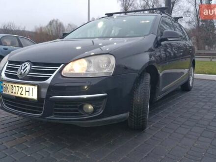 Черный Фольксваген Гольф, объемом двигателя 1.6 л и пробегом 299 тыс. км за 5200 $, фото 1 на Automoto.ua