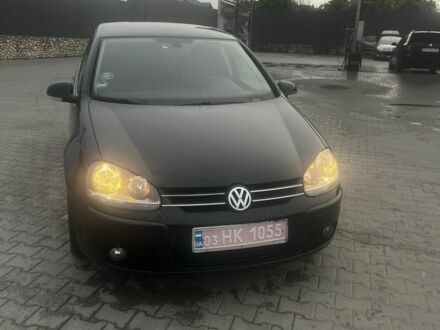 Черный Фольксваген Гольф, объемом двигателя 1.6 л и пробегом 211 тыс. км за 6350 $, фото 1 на Automoto.ua