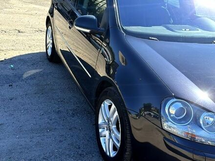 Черный Фольксваген Гольф, объемом двигателя 2 л и пробегом 158 тыс. км за 7300 $, фото 1 на Automoto.ua