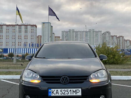 Черный Фольксваген Гольф, объемом двигателя 1.6 л и пробегом 237 тыс. км за 6000 $, фото 1 на Automoto.ua