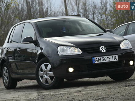 Черный Фольксваген Гольф, объемом двигателя 1.39 л и пробегом 221 тыс. км за 6800 $, фото 1 на Automoto.ua