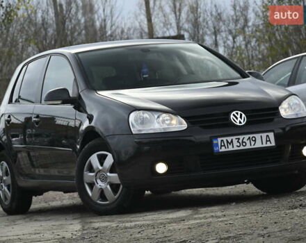 Черный Фольксваген Гольф, объемом двигателя 1.39 л и пробегом 221 тыс. км за 6800 $, фото 1 на Automoto.ua