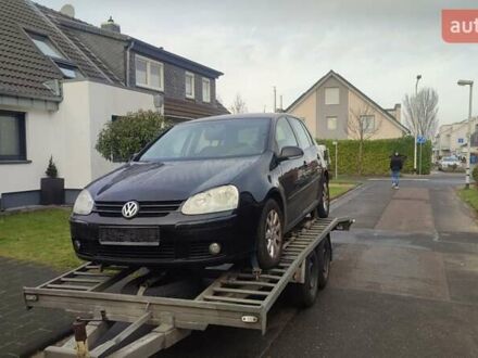 Черный Фольксваген Гольф, объемом двигателя 1.6 л и пробегом 242 тыс. км за 5850 $, фото 1 на Automoto.ua