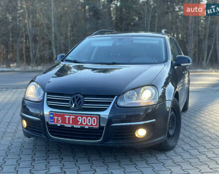Черный Фольксваген Гольф, объемом двигателя 1.4 л и пробегом 280 тыс. км за 4850 $, фото 1 на Automoto.ua