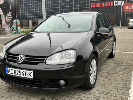 Черный Фольксваген Гольф, объемом двигателя 1.39 л и пробегом 242 тыс. км за 6999 $, фото 1 на Automoto.ua
