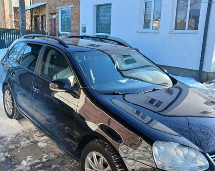 Черный Фольксваген Гольф, объемом двигателя 1.6 л и пробегом 200 тыс. км за 5600 $, фото 1 на Automoto.ua