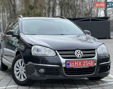 Черный Фольксваген Гольф, объемом двигателя 1.6 л и пробегом 185 тыс. км за 6500 $, фото 1 на Automoto.ua