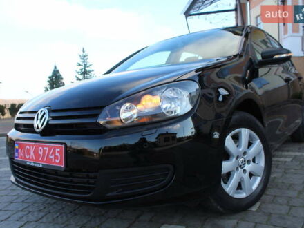 Черный Фольксваген Гольф, объемом двигателя 1.6 л и пробегом 210 тыс. км за 7590 $, фото 1 на Automoto.ua