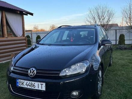 Черный Фольксваген Гольф, объемом двигателя 1.39 л и пробегом 220 тыс. км за 7200 $, фото 1 на Automoto.ua