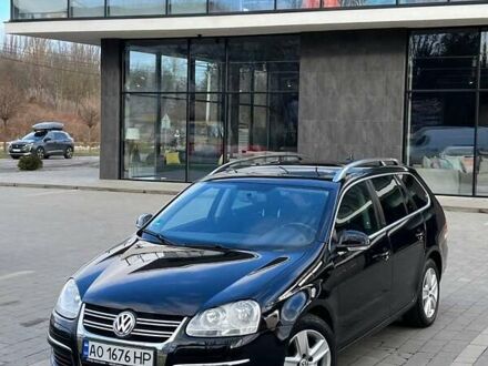 Черный Фольксваген Гольф, объемом двигателя 1.4 л и пробегом 193 тыс. км за 7672 $, фото 1 на Automoto.ua