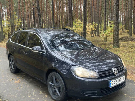 Фольксваген Гольф 2010 в Маневичах на Automoto.ua Черный Фольксваген Гольф, объемом двигателя 1.6 л и пробегом 269 тыс. км за 6600 $, фото 1 на Automoto.ua