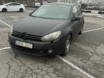 Черный Фольксваген Гольф, объемом двигателя 2 л и пробегом 216 тыс. км за 3500 $, фото 1 на Automoto.ua