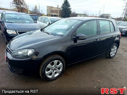 Черный Фольксваген Гольф, объемом двигателя 1.4 л и пробегом 200 тыс. км за 6500 $, фото 1 на Automoto.ua