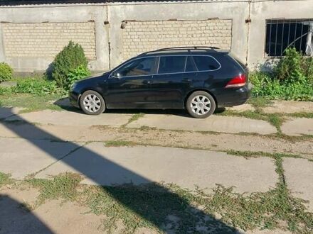 Фольксваген Гольф 2011 в Кропивницком (Кировограде) на Automoto.ua Черный Фольксваген Гольф, объемом двигателя 1.6 л и пробегом 212 тыс. км за 9000 $, фото 1 на Automoto.ua