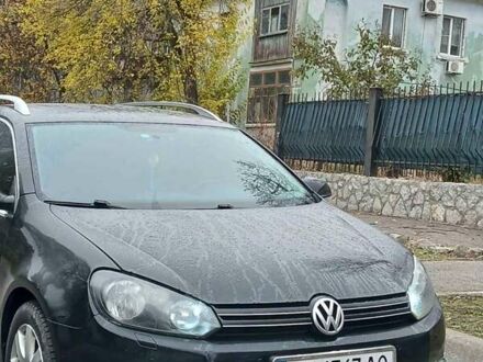 Чорний Фольксваген Гольф, об'ємом двигуна 1.39 л та пробігом 237 тис. км за 7500 $, фото 1 на Automoto.ua